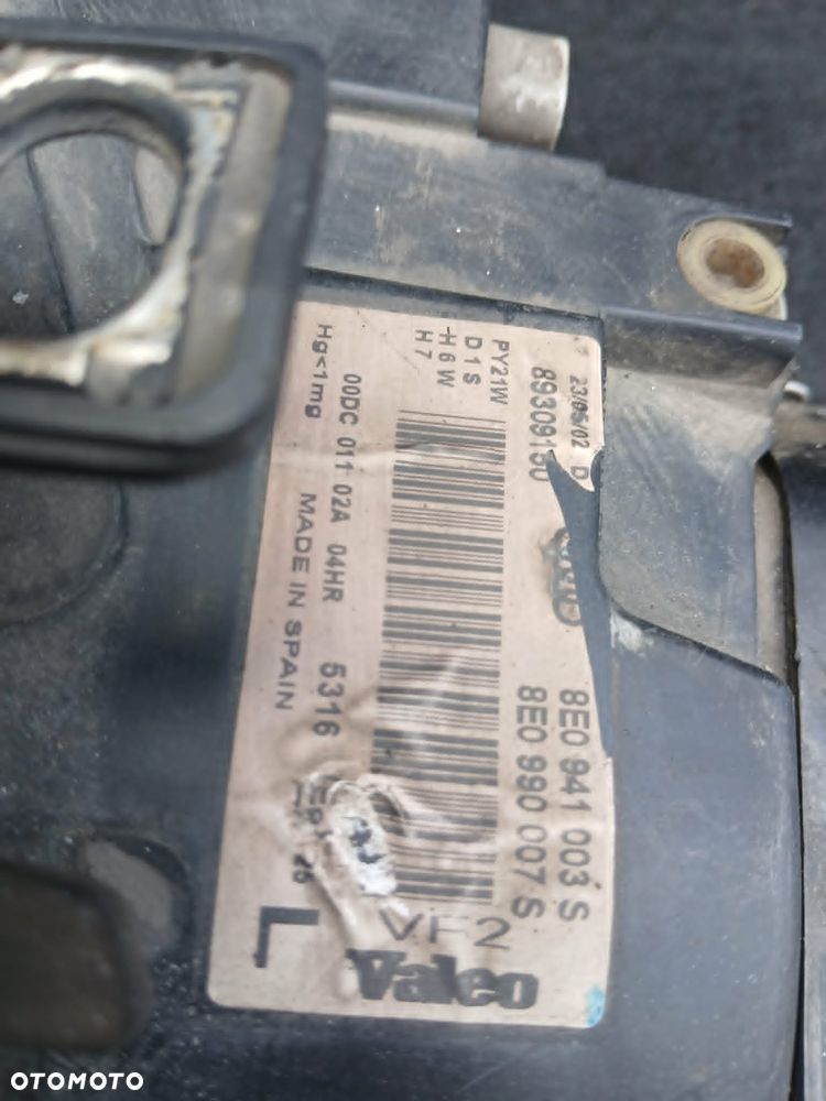 Audi A4 B6 lampa przednia lewa Xenon brak przetwornicy - 5