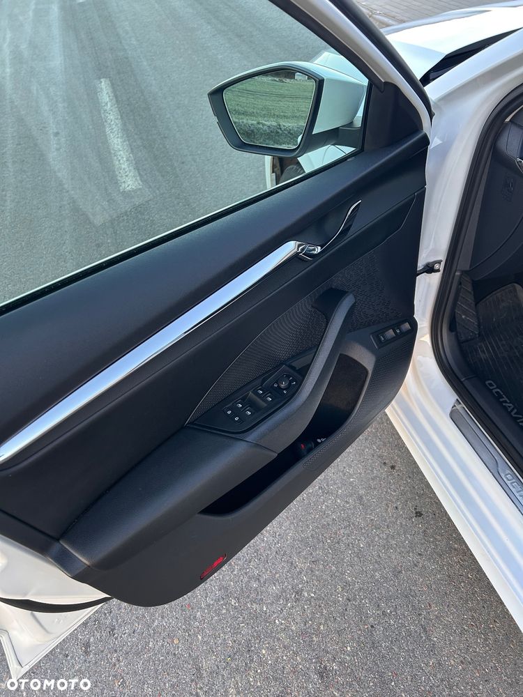 Skoda Octavia 1.4 TSI Plug-In Hybrid Style DSG - 15