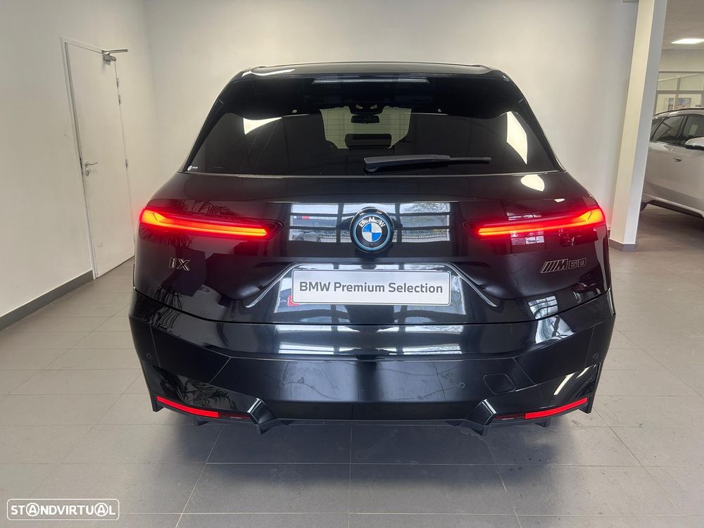 BMW iX M60 - 36