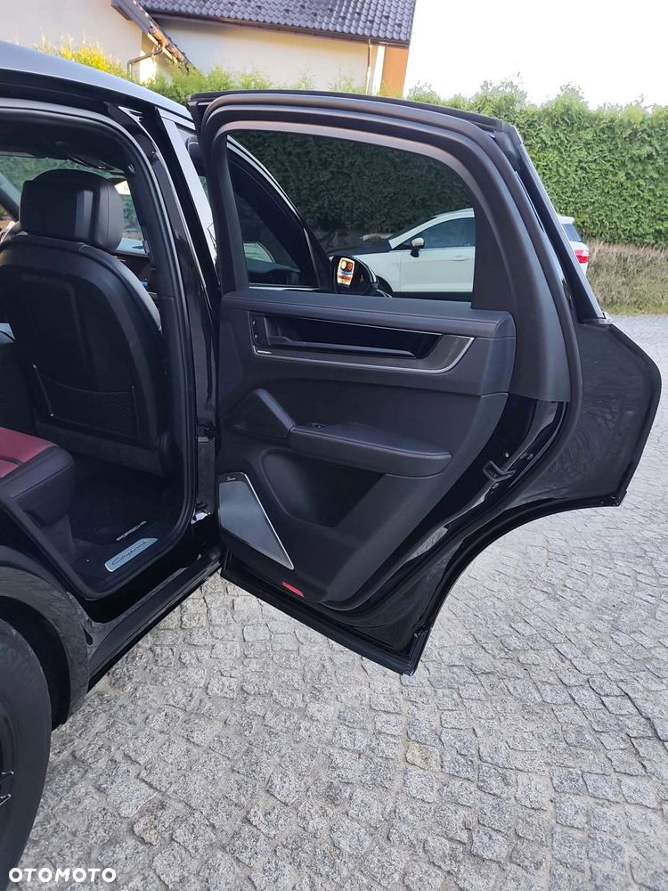Porsche Cayenne S - 12