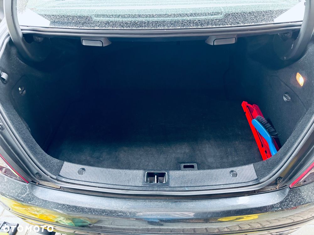 Mercedes-Benz Klasa C 300 7G-TRONIC Avantgarde - 12