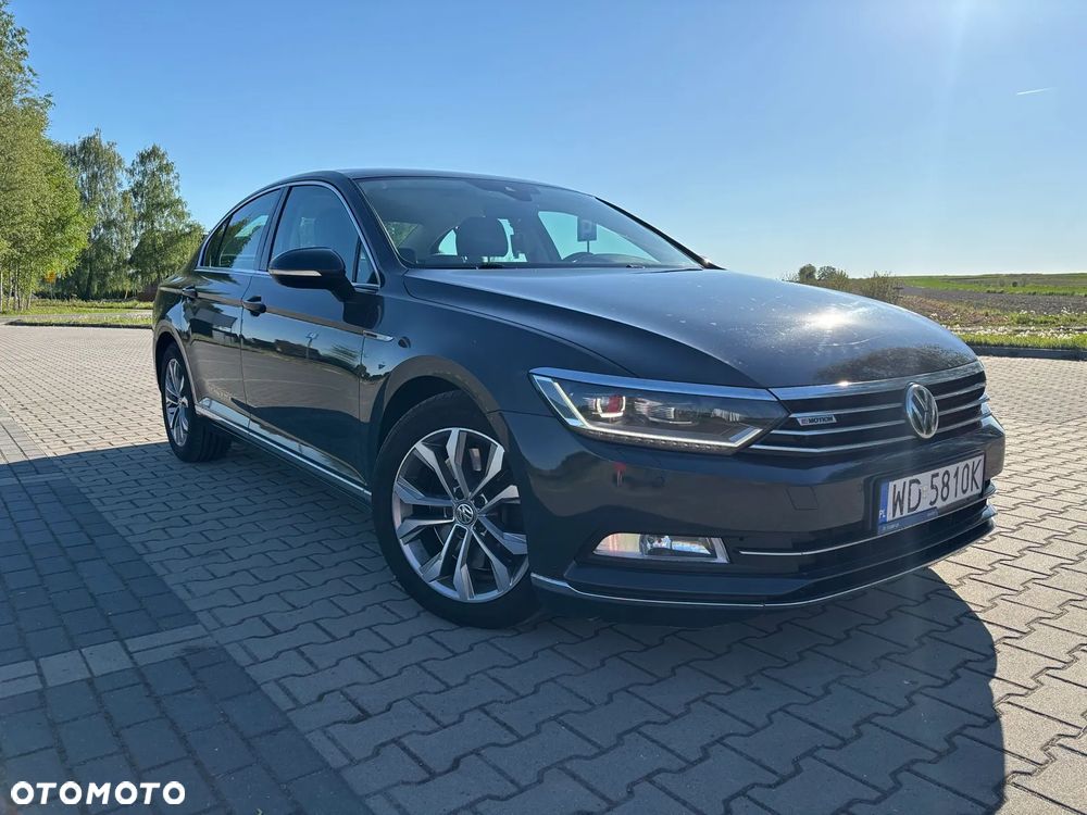 Volkswagen Passat 2.0 TDI Bi-Turbo BMT 4Mot Highline DSG - 1