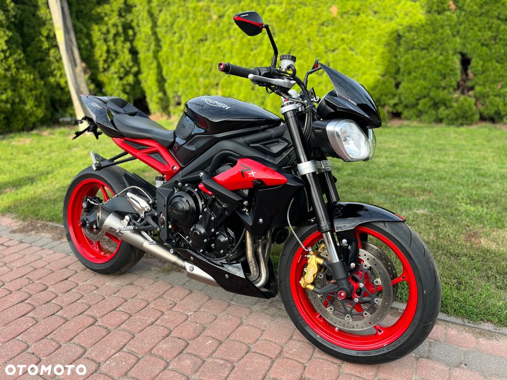 Triumph Street Triple - 2