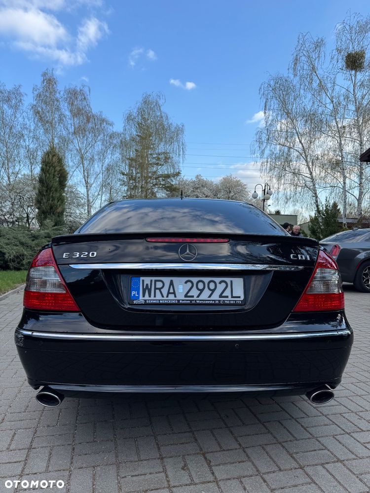 Mercedes-Benz Klasa E 320 CDI 7G-TRONIC Avantgarde - 16