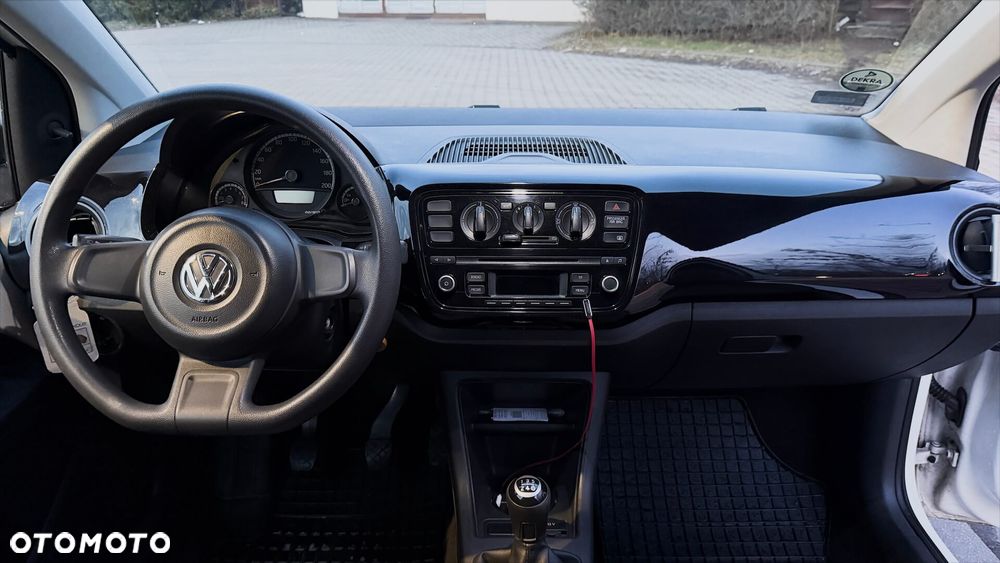 Volkswagen up! move - 9