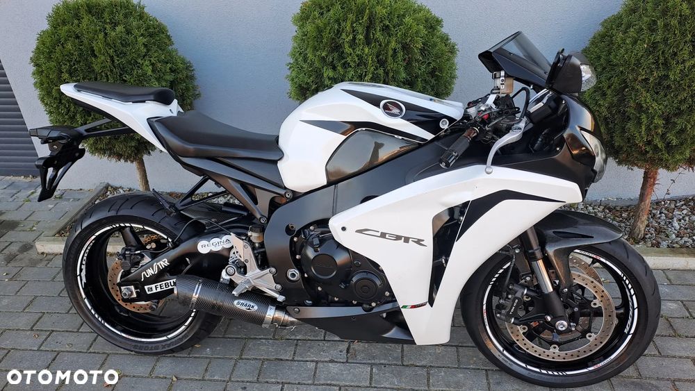 Honda CBR - 40