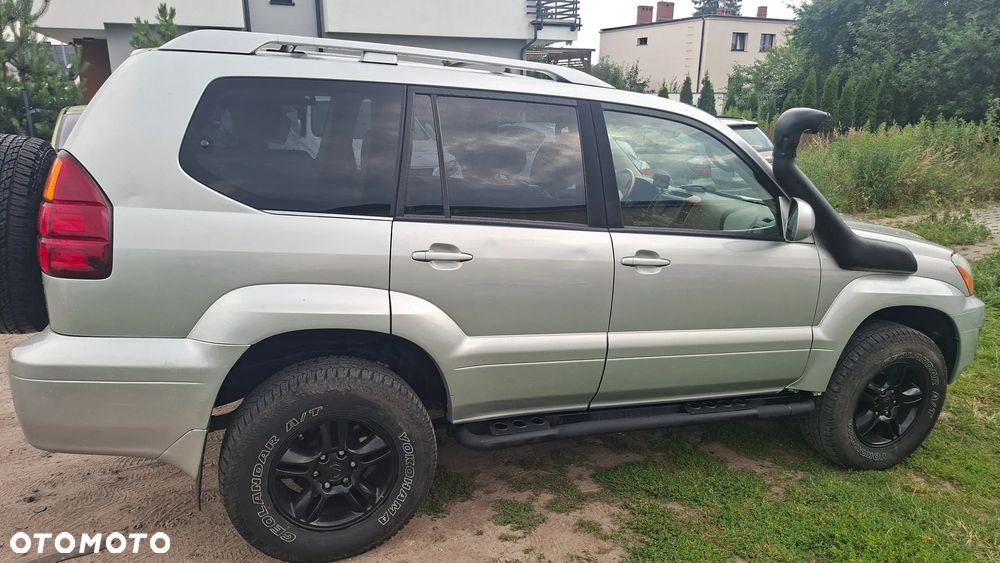 Lexus GX - 9