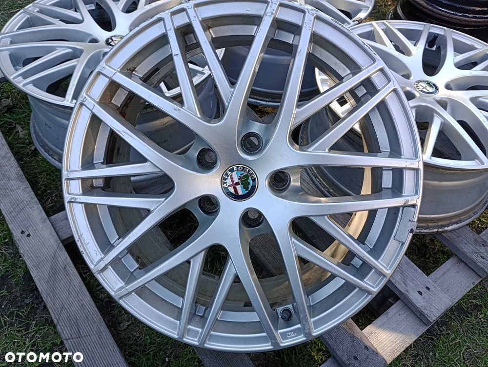 Alufelgi 17 cali 5x110 Alfa Romeo 159 Brera Giulietta Spider Giulia i inne - Opel Lancia