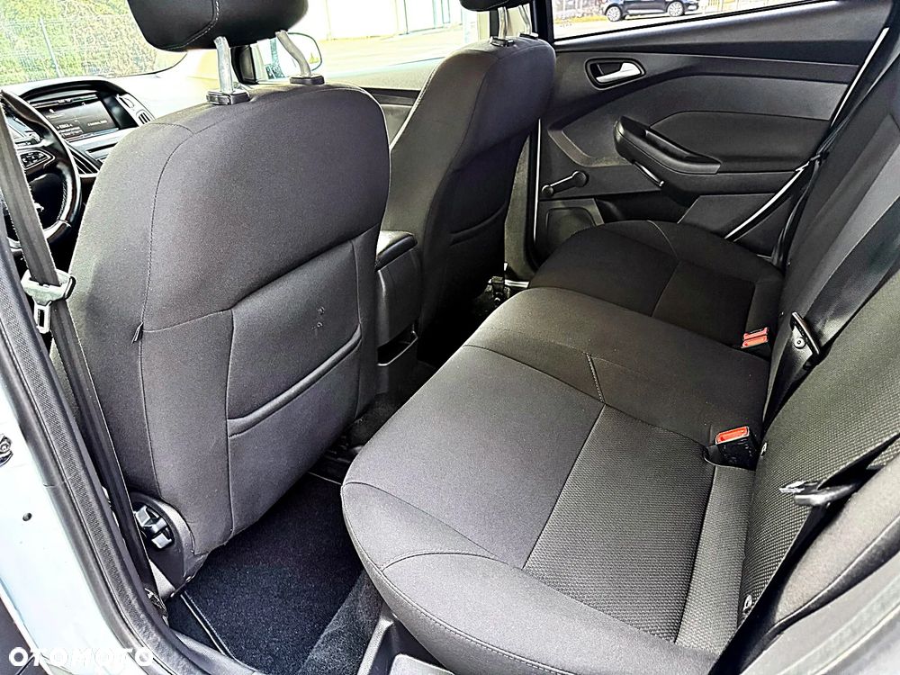 Ford Focus 1.5 TDCi DPF Start-Stopp-System Titanium - 23