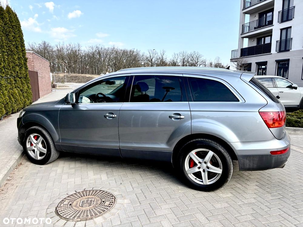 Audi Q7 - 4