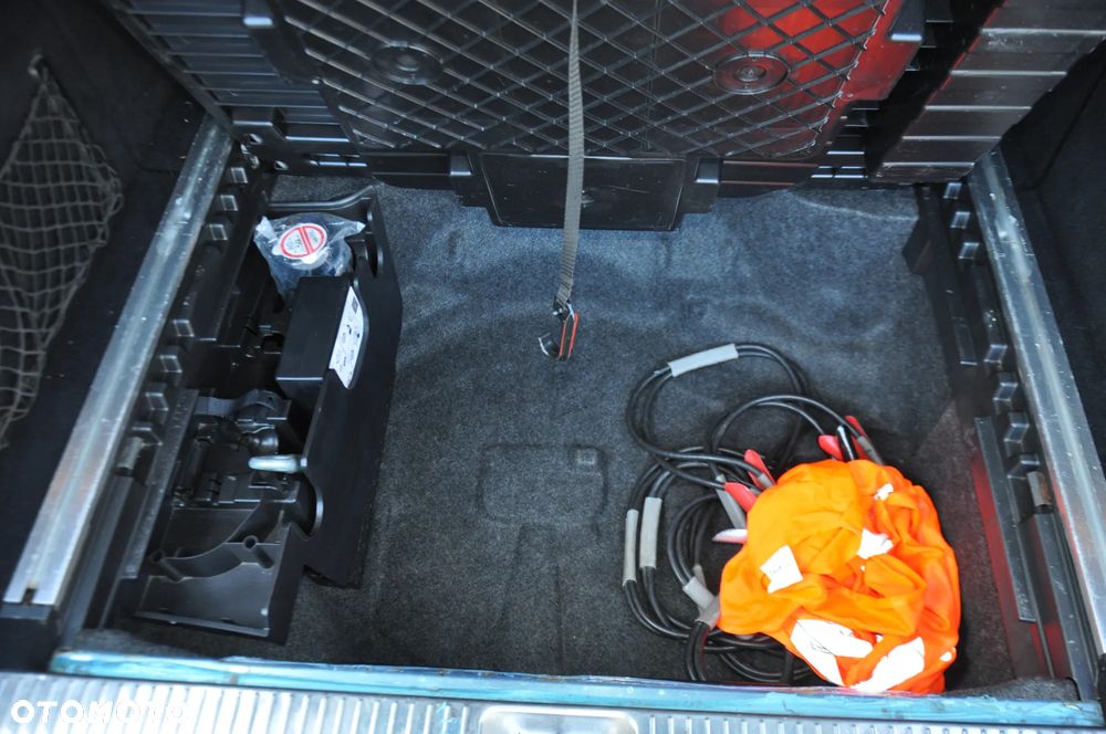 Mercedes-Benz Klasa E 250 CDI 7G-TRONIC - 17