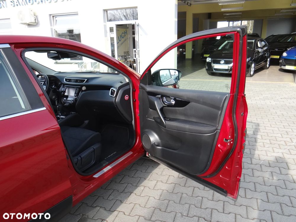 Nissan Qashqai 1.2 DIG-T Xtronic TEKNA+ - 29