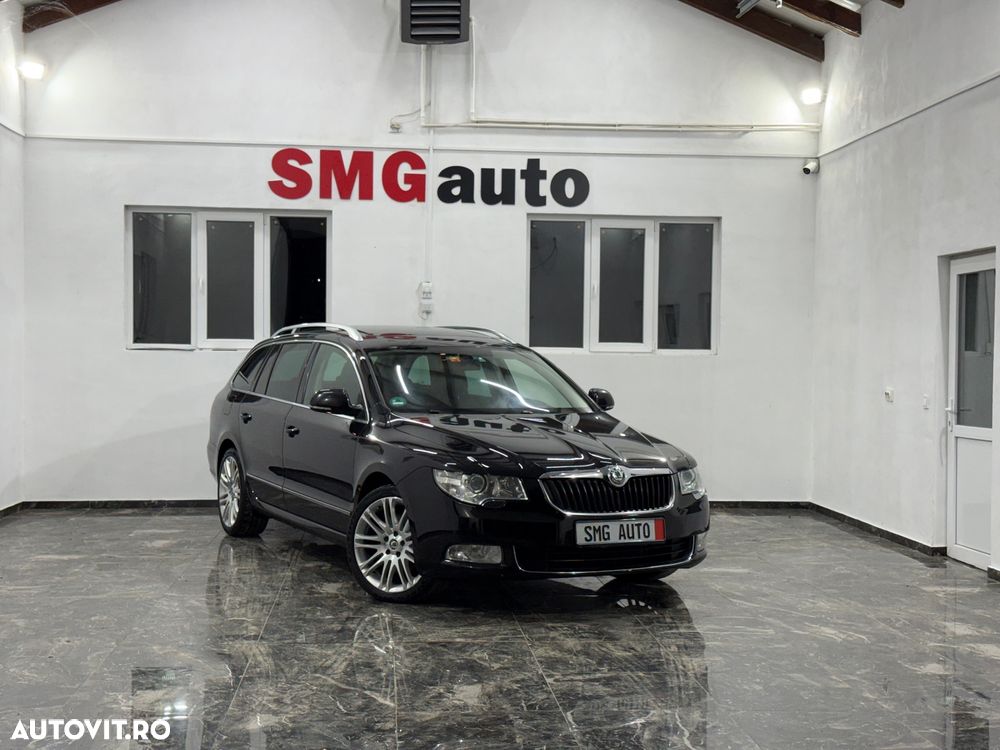 Skoda Superb Combi 2.0 TDI DSG Elegance - 2