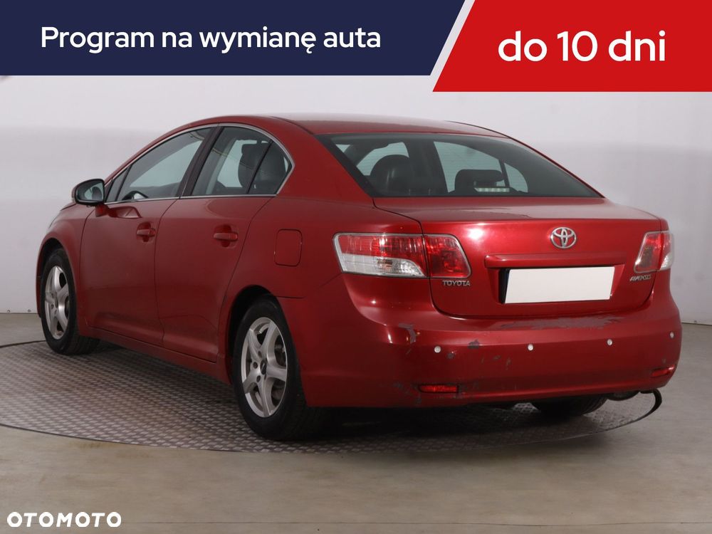 Toyota Avensis - 6