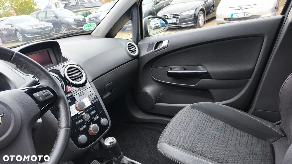 Opel Corsa - 17