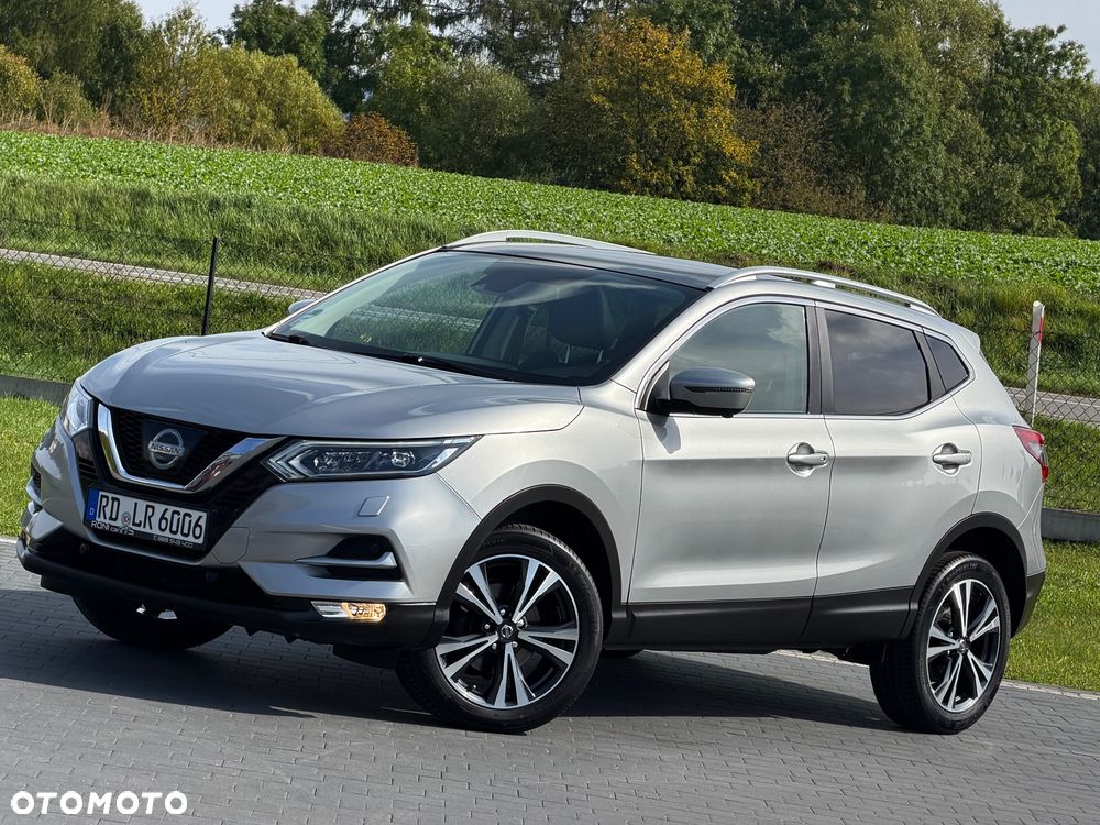 Nissan Qashqai 1.6 DIG-T Tekna+ - 1