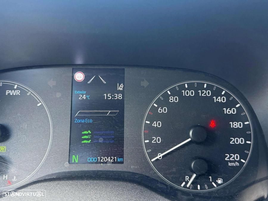 Toyota Yaris 1.5 HDF Comfort Plus - 16