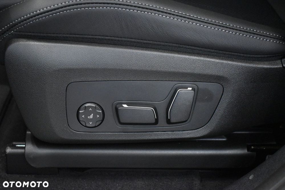 BMW X4 - 10