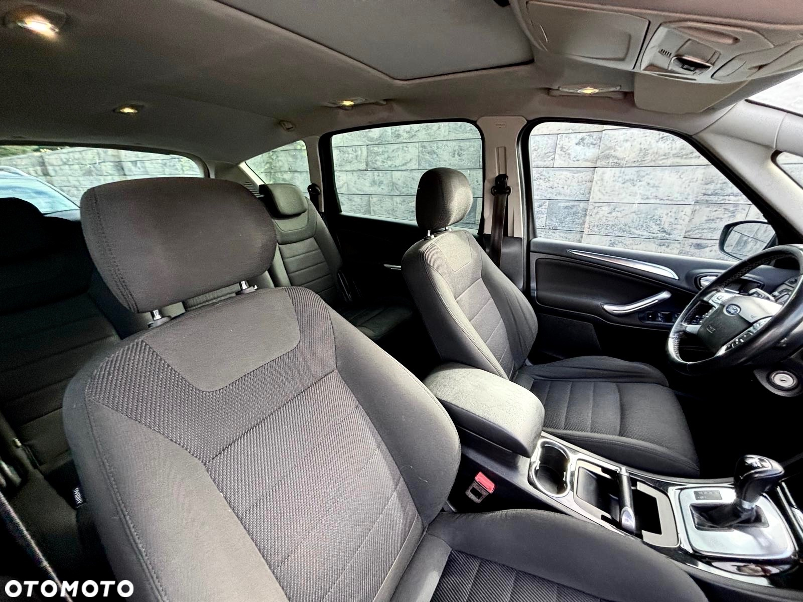 Ford S-Max - 16