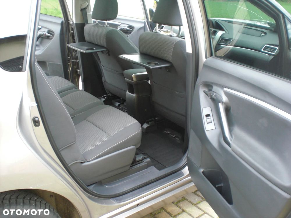 Toyota Verso - 22