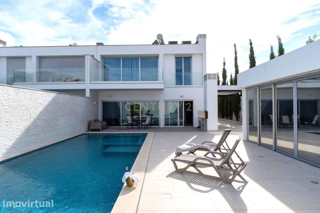 Moradia Contemporânea T3+2 | Zona Premium - Montenegro, Faro - Grande imagem: 4/33