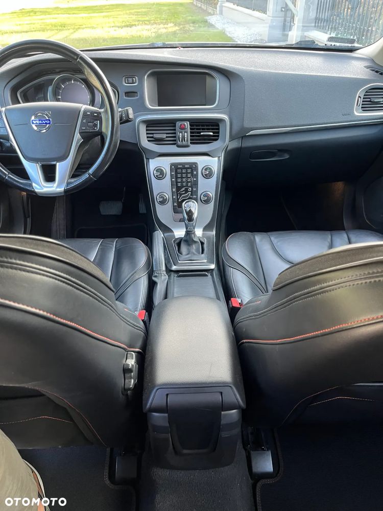 Volvo V40 D2 Ocean Race - 7