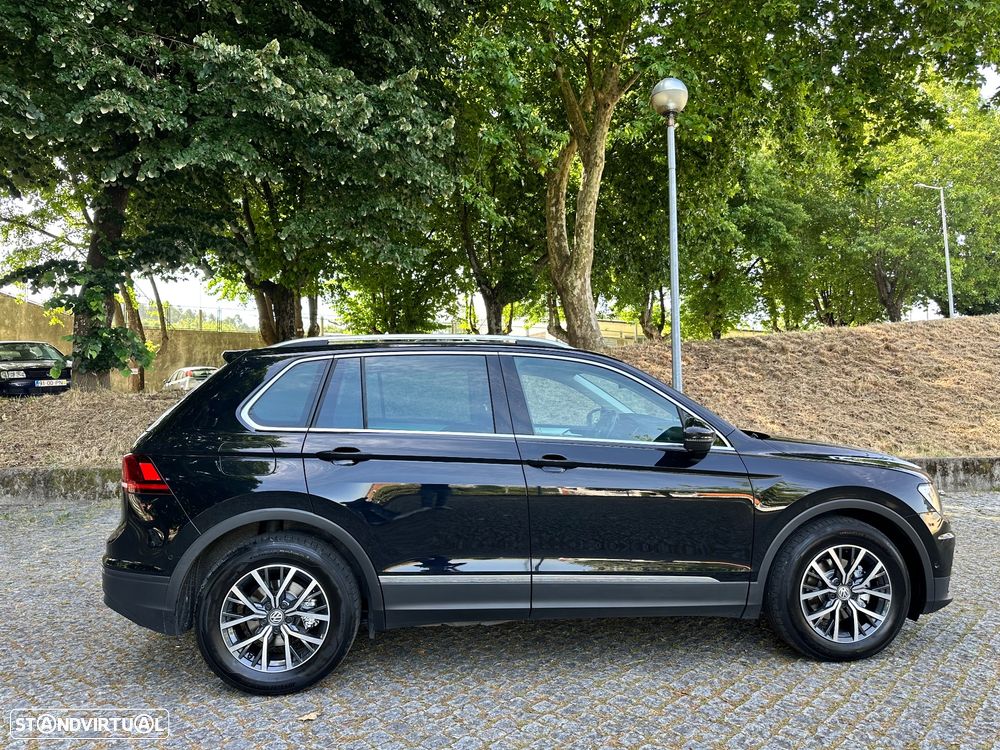 VW Tiguan 1.6 TDI Confortline - 9