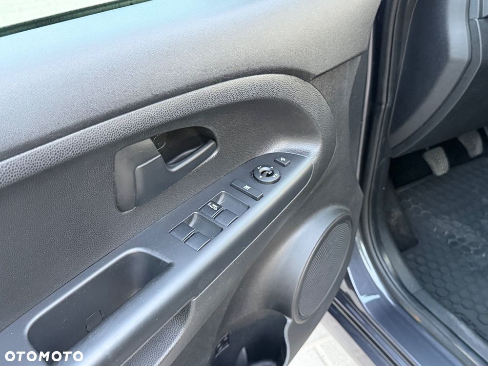 Kia Venga 1.6 CVVT Dream Team Edition - 9