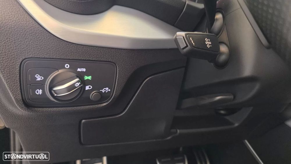 Audi Q2 30 TDI S-line S tronic - 40