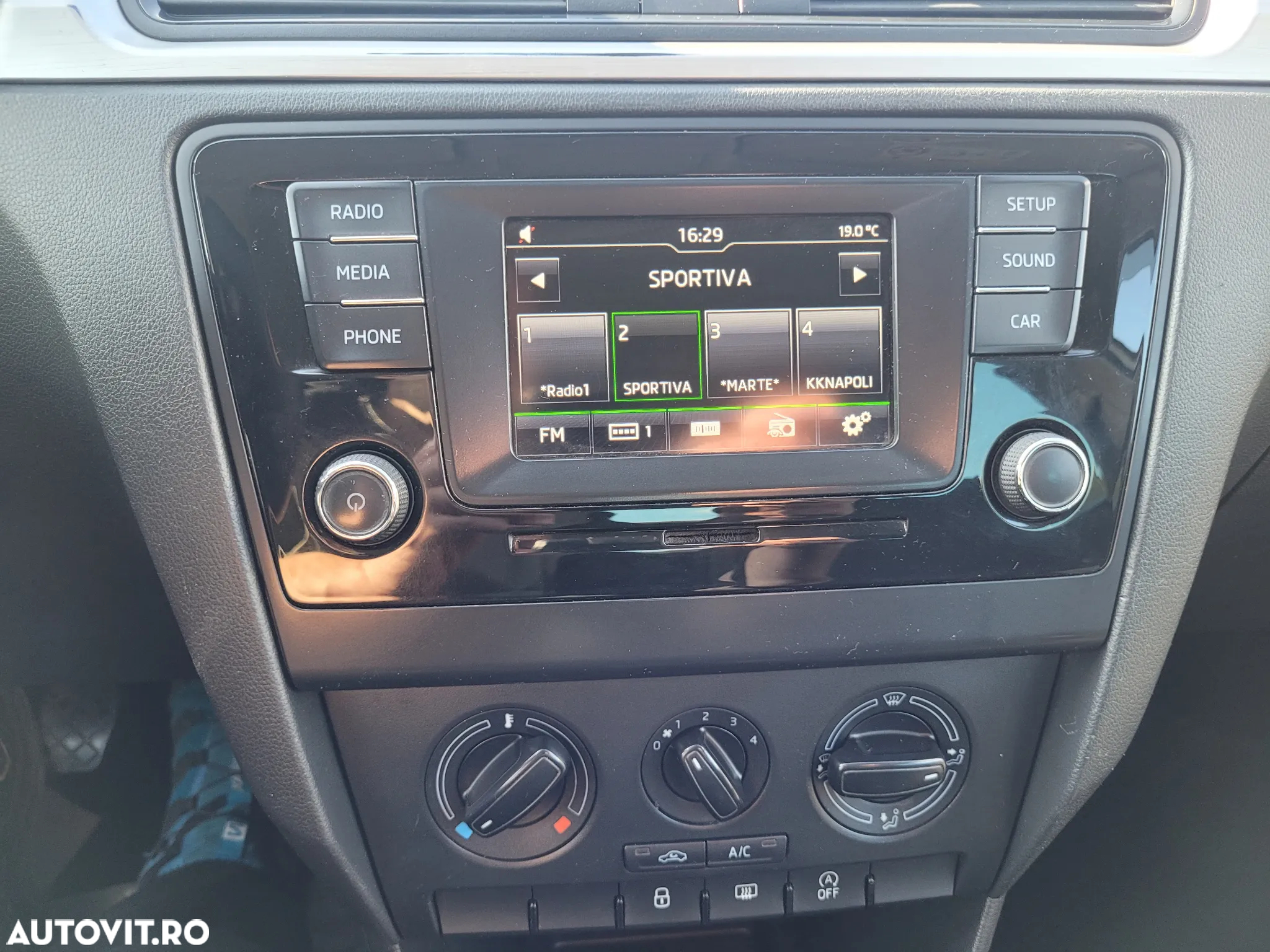 Skoda RAPID 1.4 TDI Ambition - 14