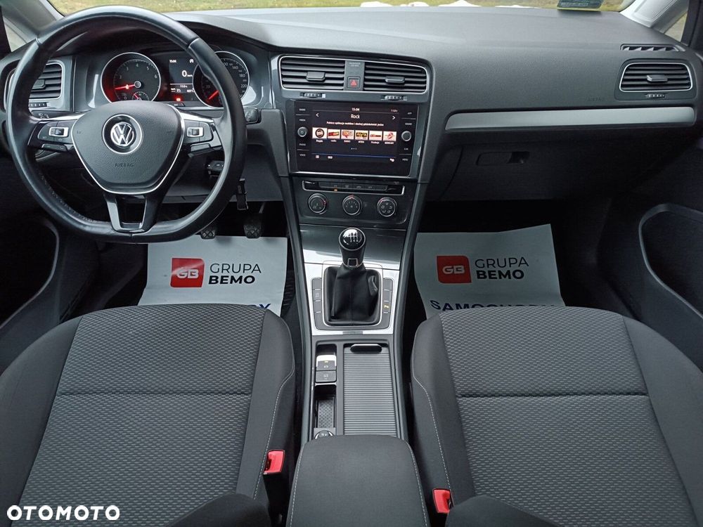 Volkswagen Golf 1.5 TSI BMT Trendline - 10