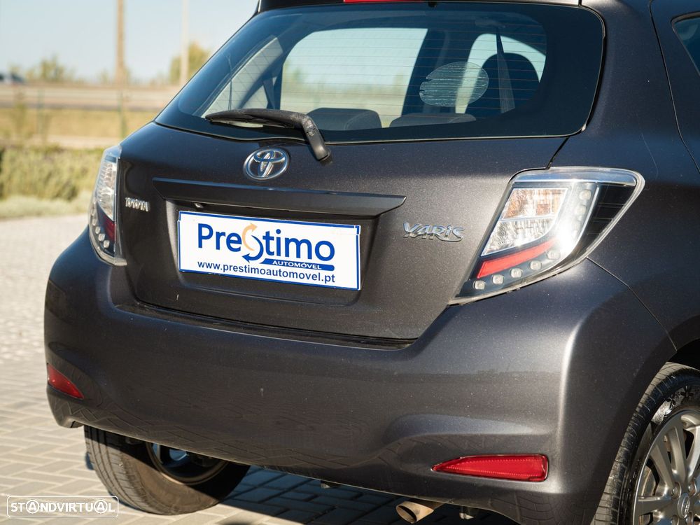 Toyota Yaris 1.33 VVT-i Comfort+P.Style - 33