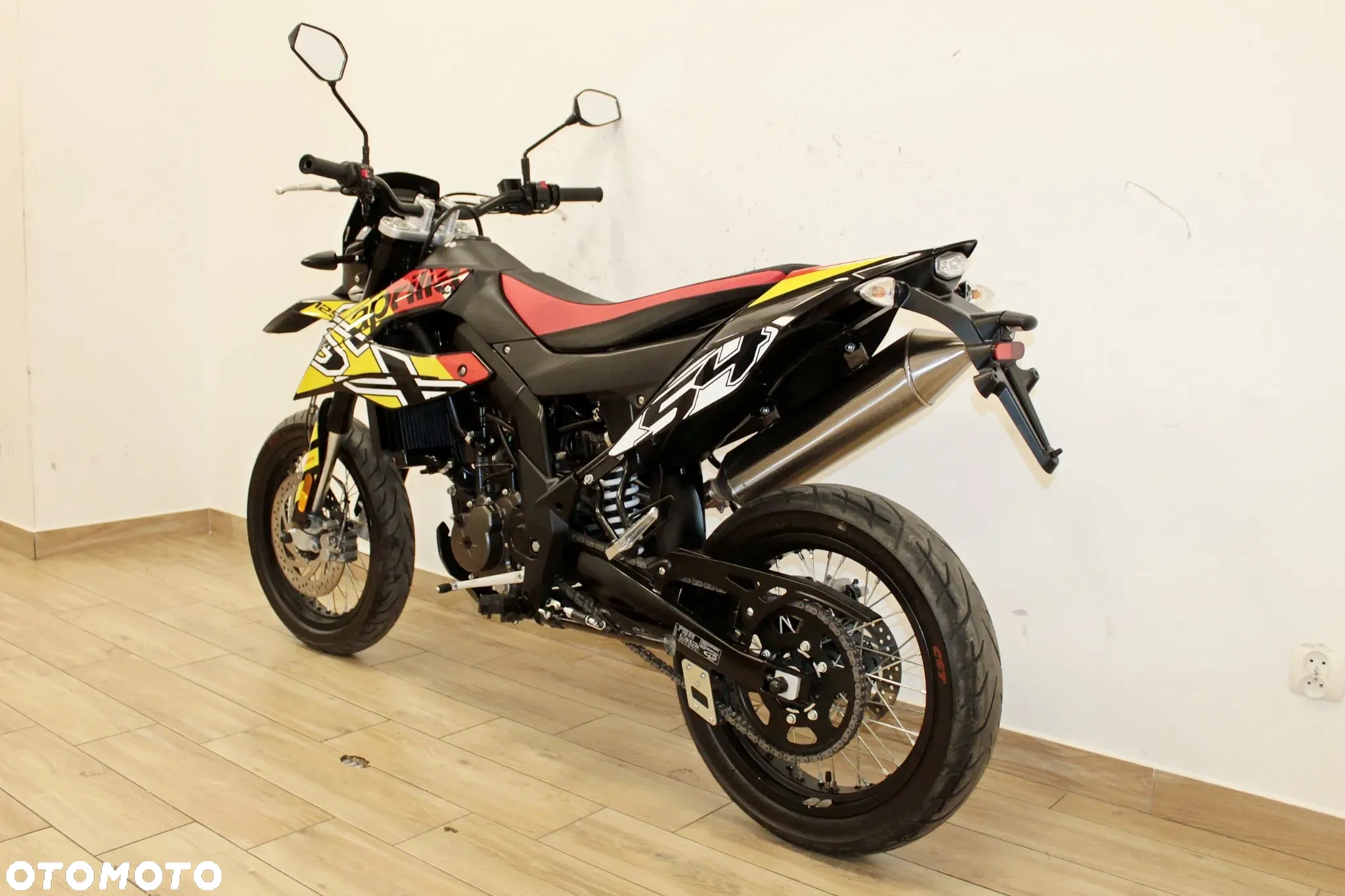 Aprilia SX