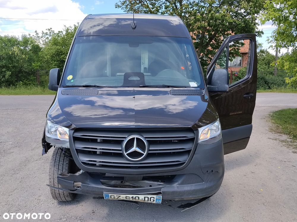 Mercedes-Benz Sprinter - 30