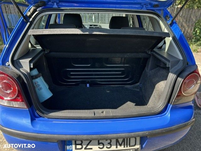 Volkswagen Polo 1.2 Trendline - 12
