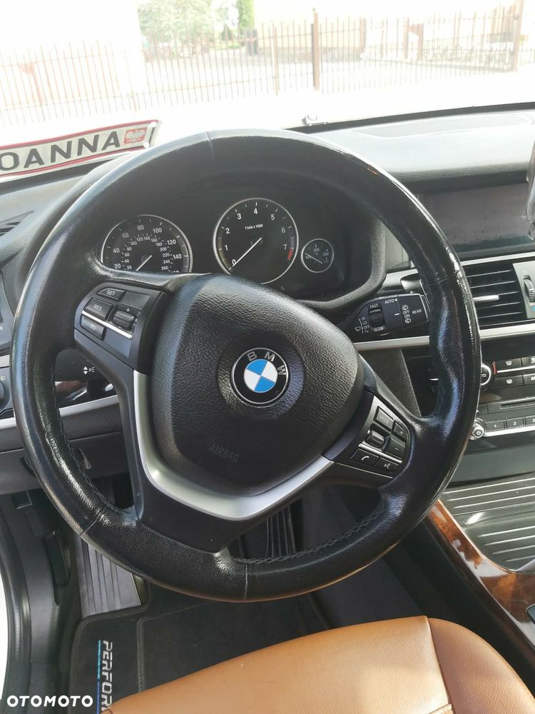 BMW X3 xDrive28i - 7