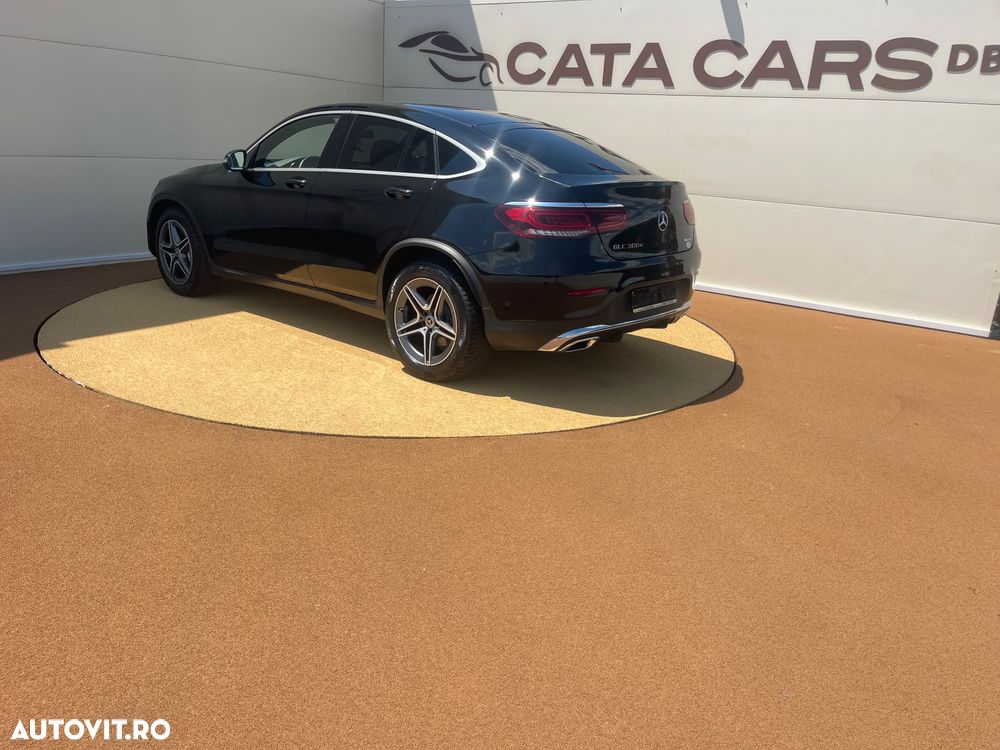 Mercedes-Benz GLC Coupe 300 d 4Matic 9G-TRONIC AMG Line - 9