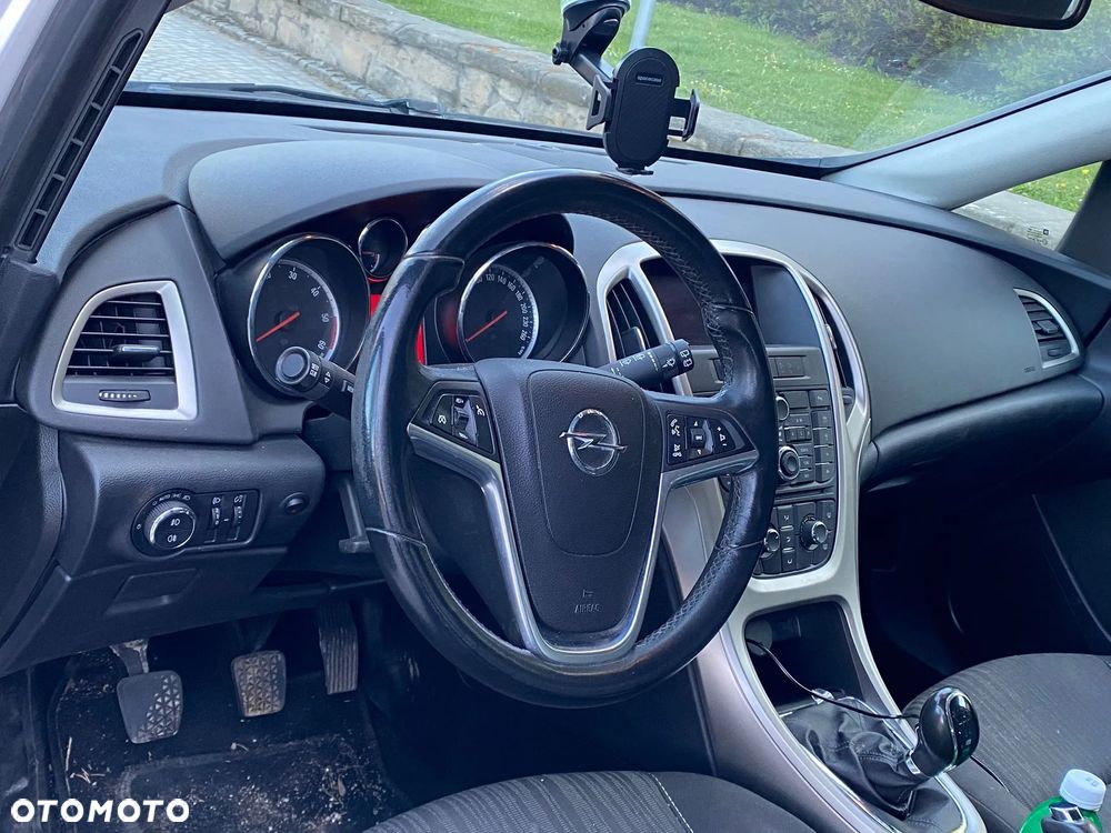 Opel Astra 1.3 CDTI DPF EcoFLEX Start/Stop Design Edition - 10