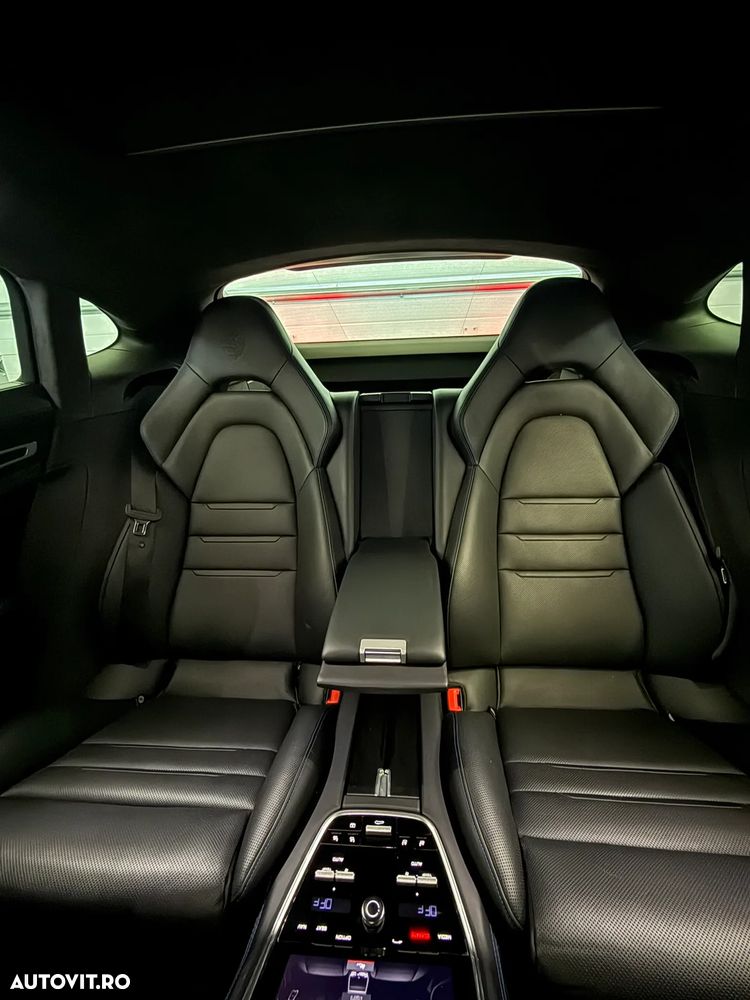 Porsche Panamera 4 E-Hybrid - 19