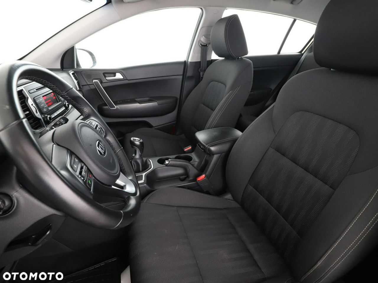 Kia Sportage 1.6 GDI 2WD Attract - 13