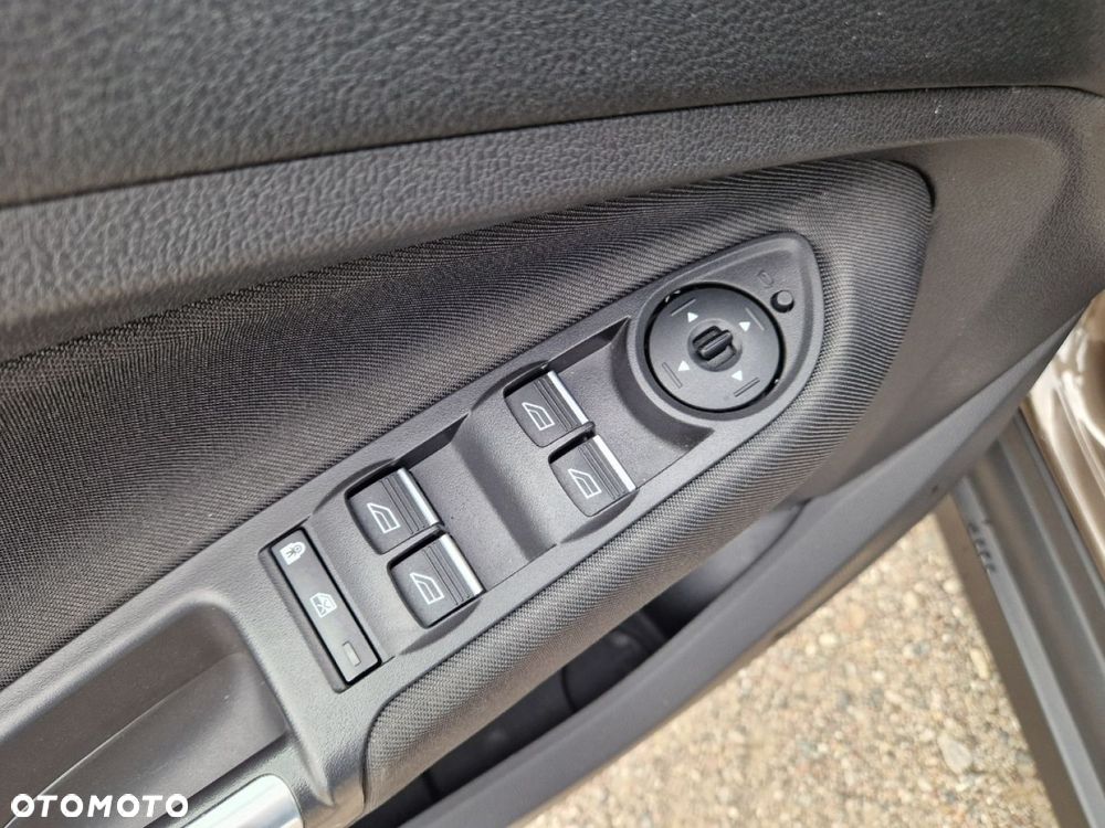 Ford C-MAX 1.5 EcoBoost Start-Stop-System Titanium - 11