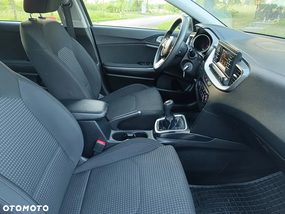 Kia Ceed 1.0 T-GDI S - 30