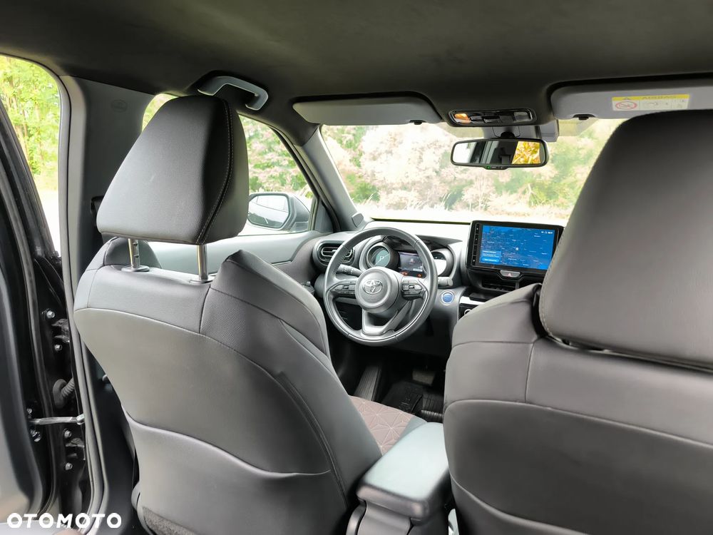 Toyota Yaris Cross - 12