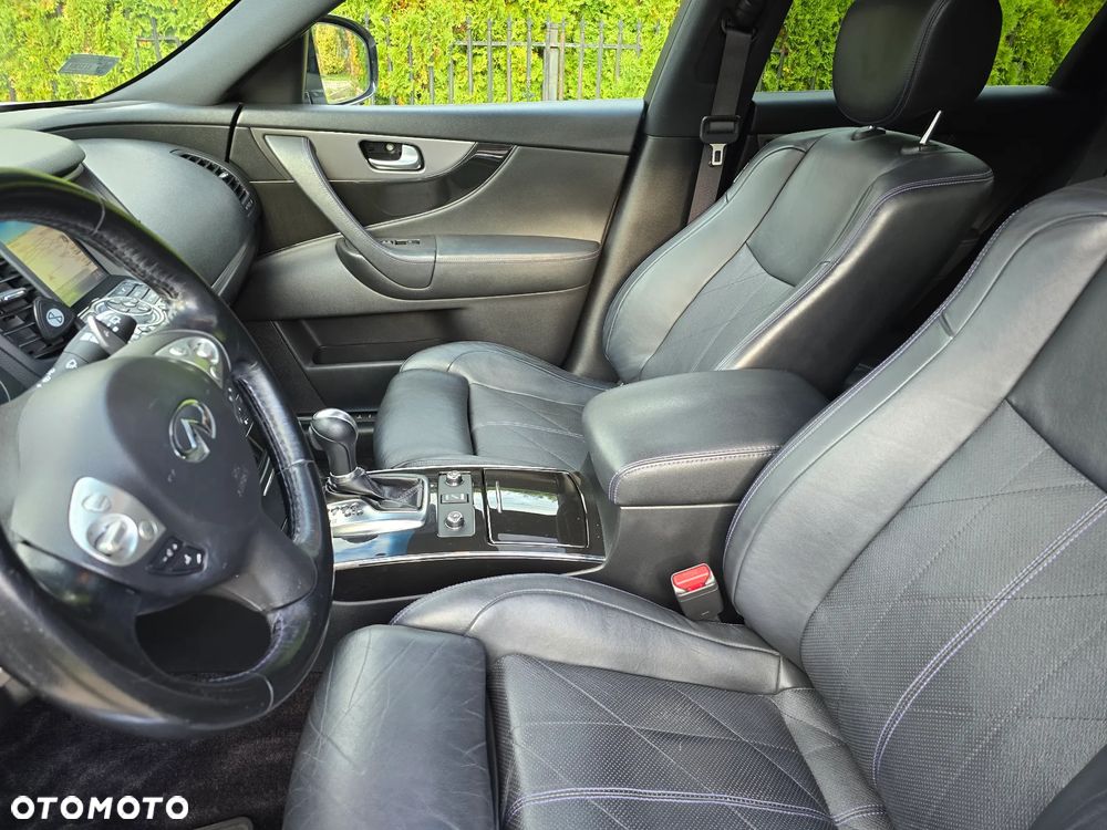 Infiniti QX70 3.0d S Premium - 23