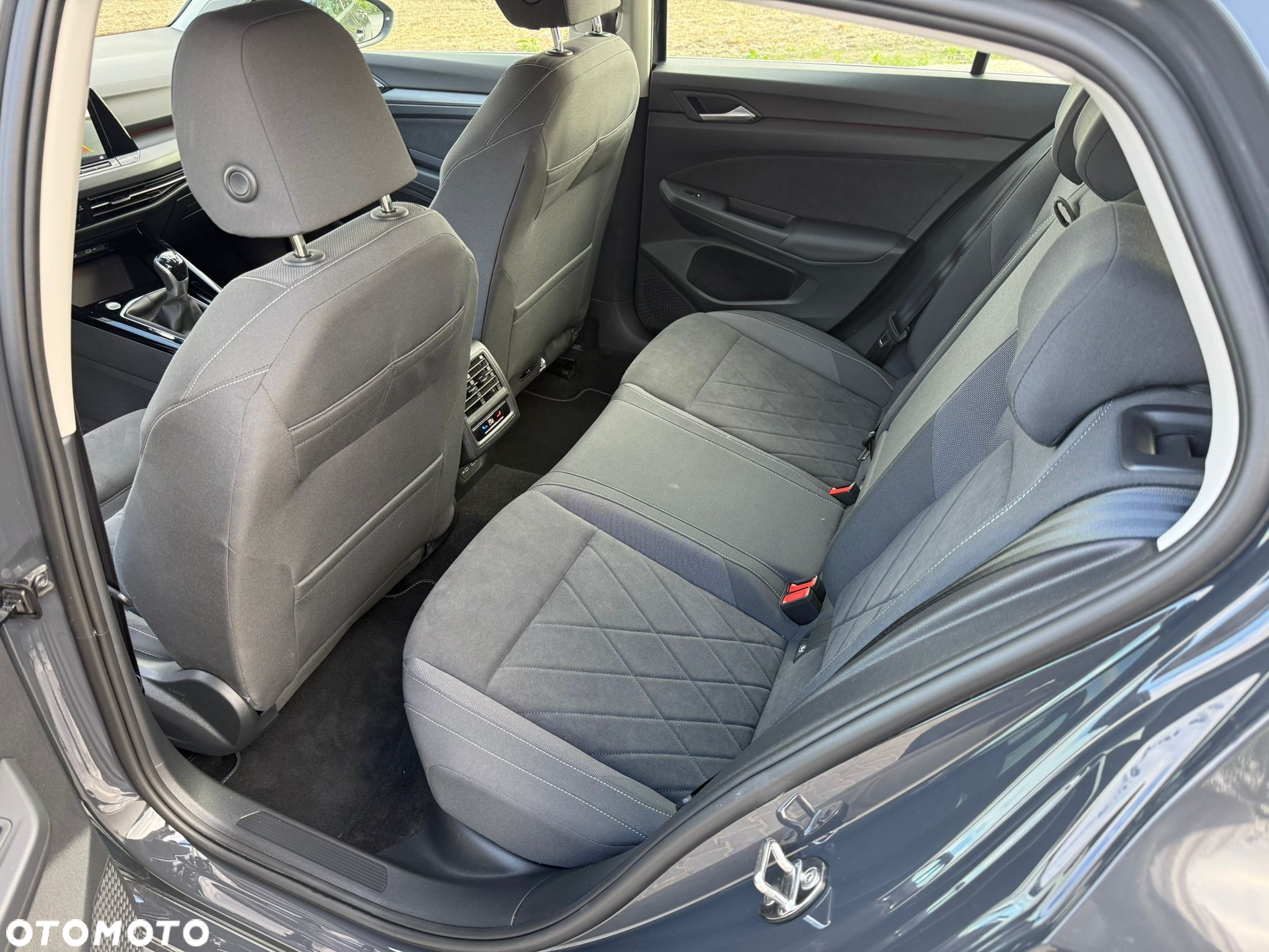 Volkswagen Golf VIII 1.5 TSI Style - 12