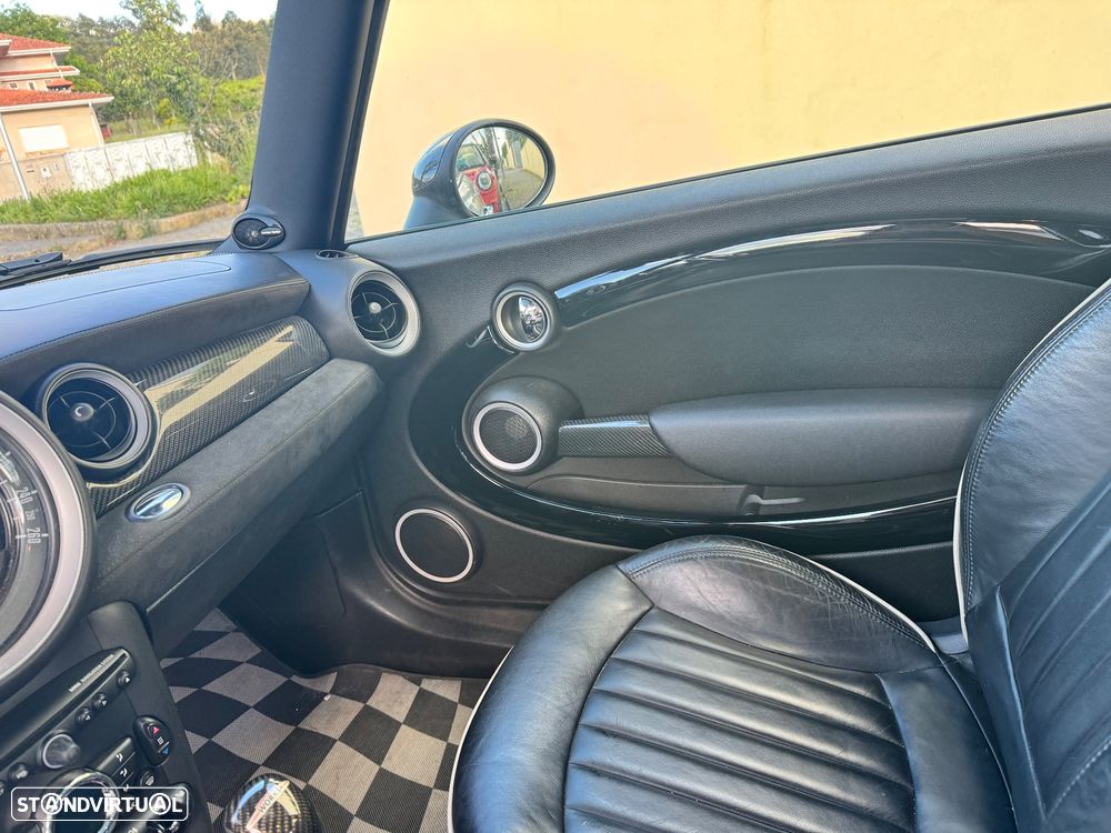 MINI 3 Portas John Cooper Works - 6