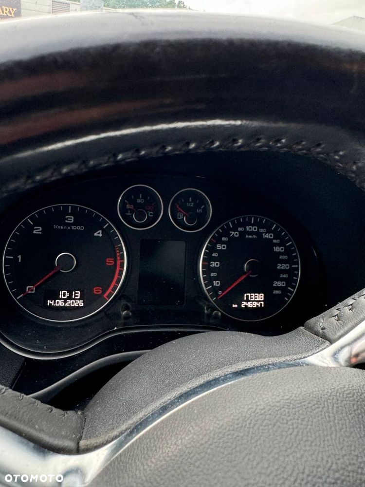 Audi A3 Sportback 1.6 TDI DPF Ambiente - 7