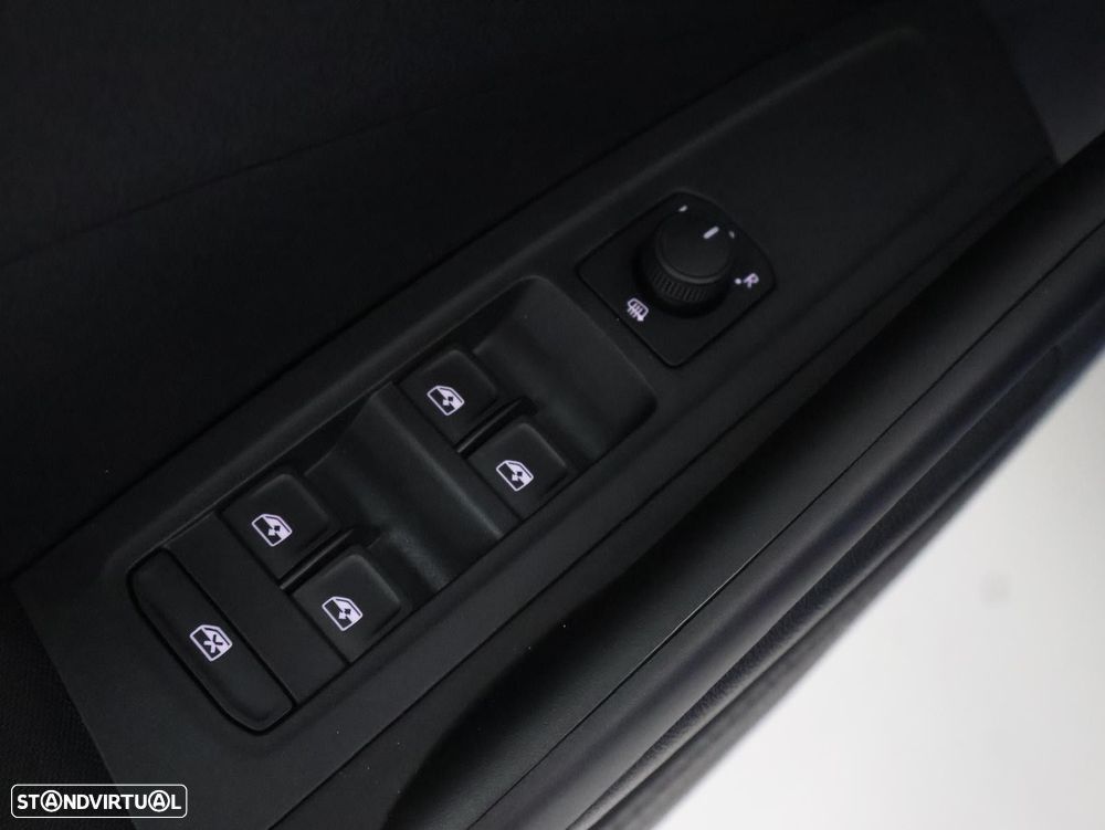 Skoda Fabia 1.0 TSI Selection - 12