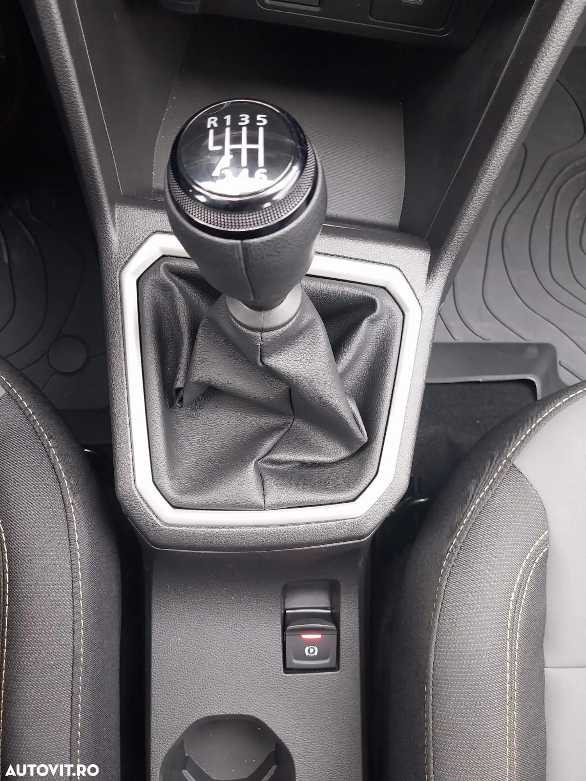 Dacia Sandero Stepway ECO-G 100 MT6 Extreme - 11