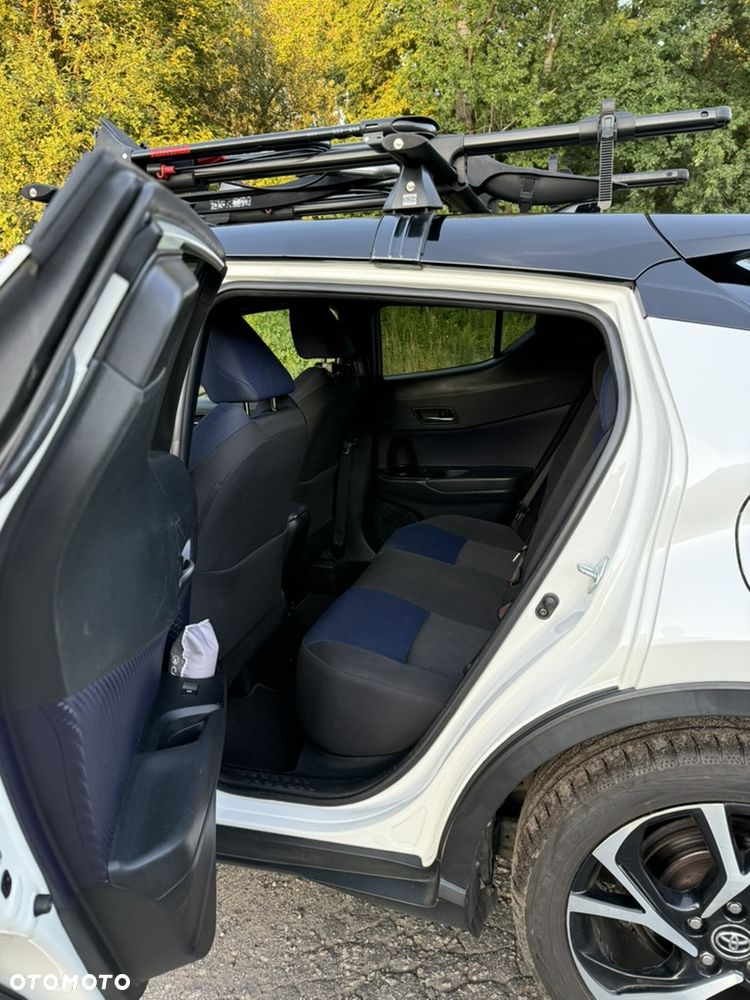 Toyota C-HR 1.2 T Dynamic - 12